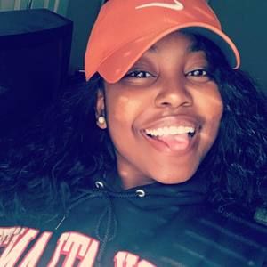 Meet your Posher, Chanelle